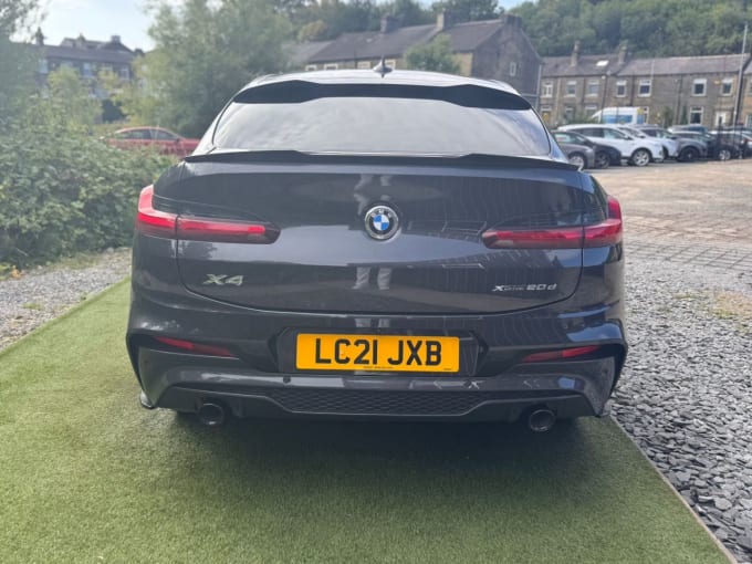 2025 BMW X4