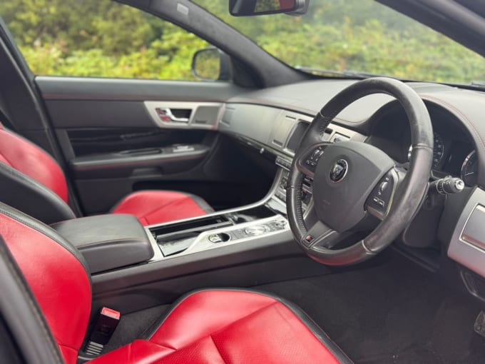 2025 Jaguar Xf