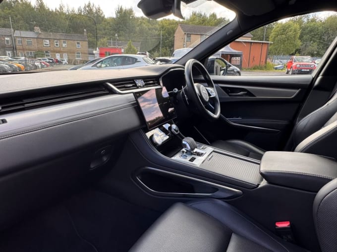 2025 Jaguar F-pace