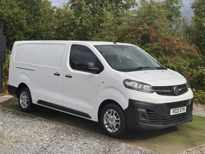 2025 Vauxhall Vivaro