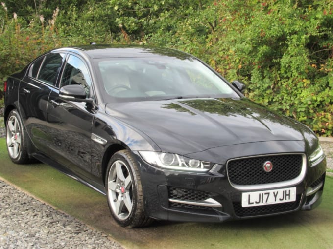 2017 Jaguar Xe