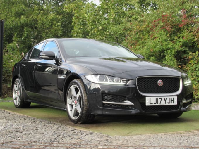2017 Jaguar Xe