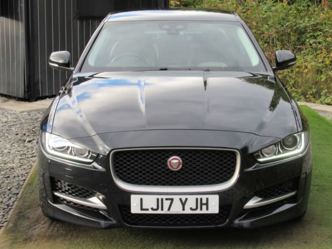 2017 Jaguar Xe