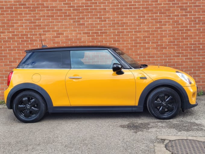 2024 Mini Hatch Cooper