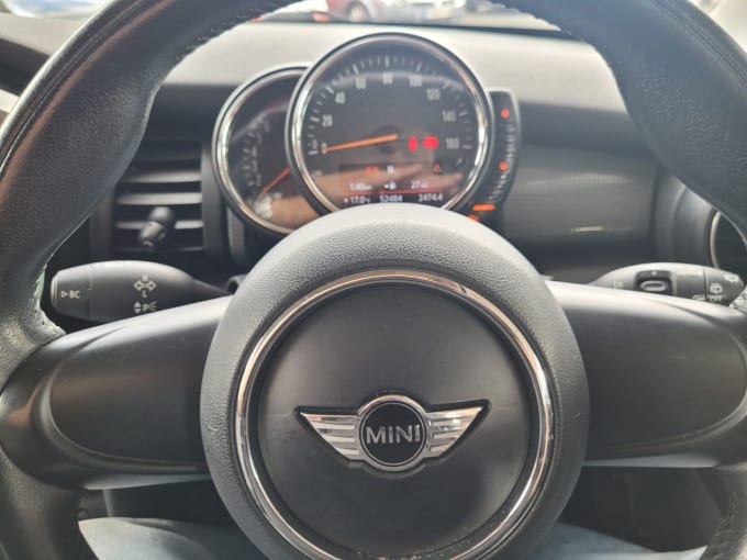 2024 Mini Hatch Cooper