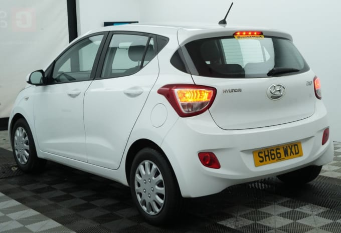 2025 Hyundai I10