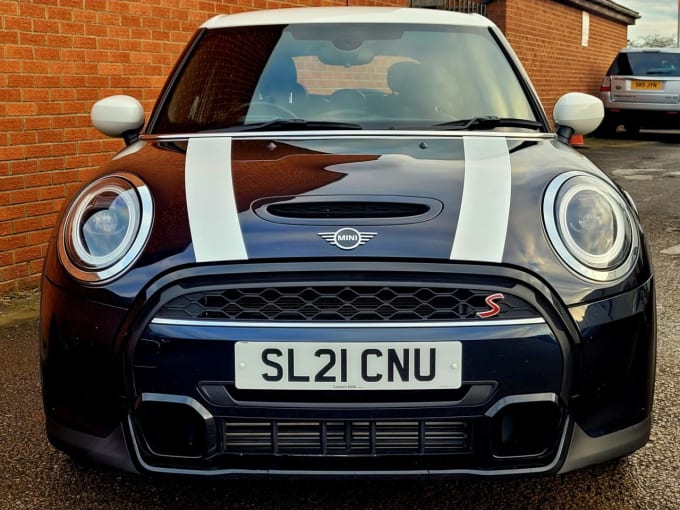 2025 Mini Hatch