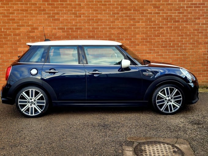 2025 Mini Hatch