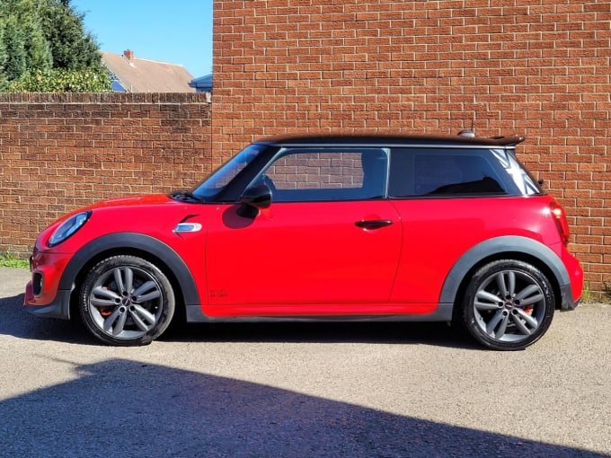 2025 Mini Hatch