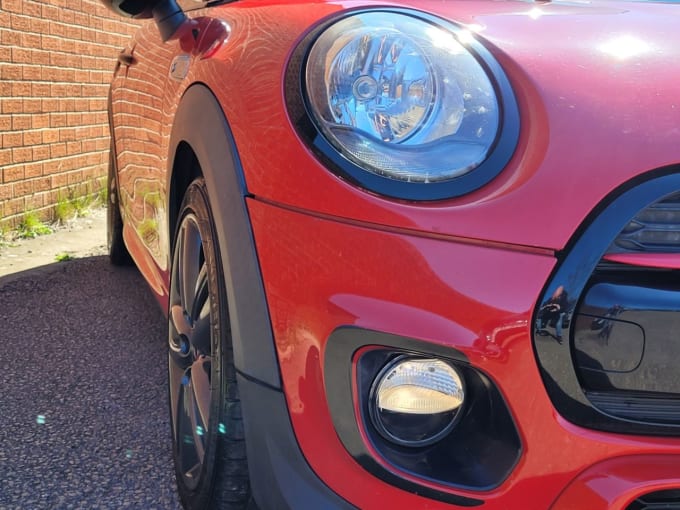 2025 Mini Hatch
