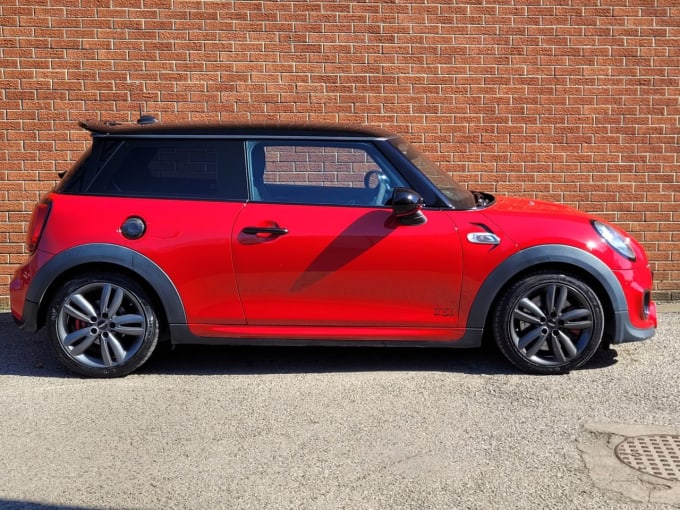 2025 Mini Hatch