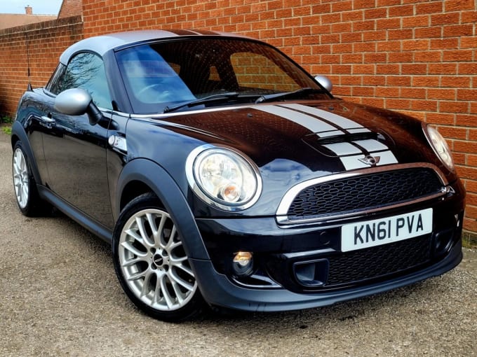 2025 Mini Coupe