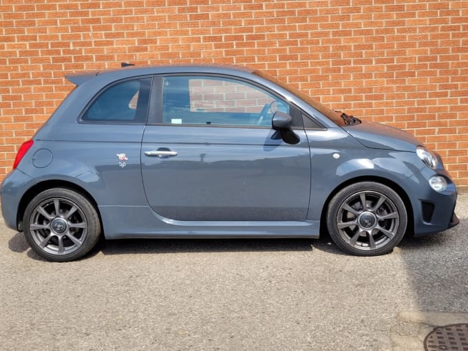 2025 Abarth 595