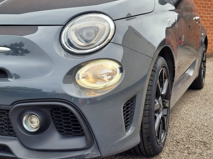 2025 Abarth 595