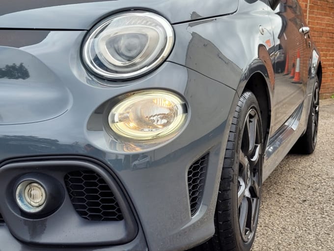 2025 Abarth 595