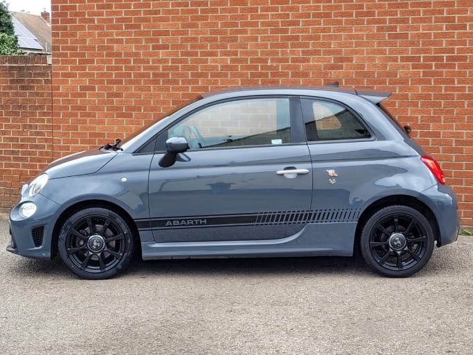 2025 Abarth 595
