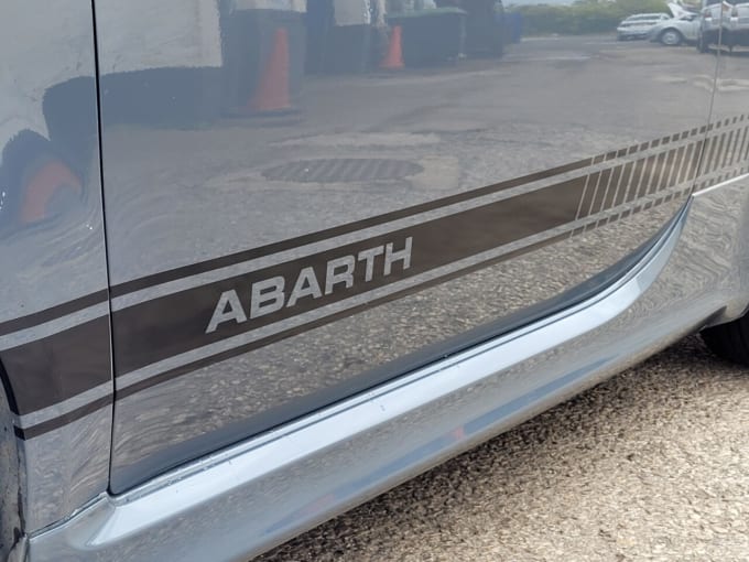 2025 Abarth 595