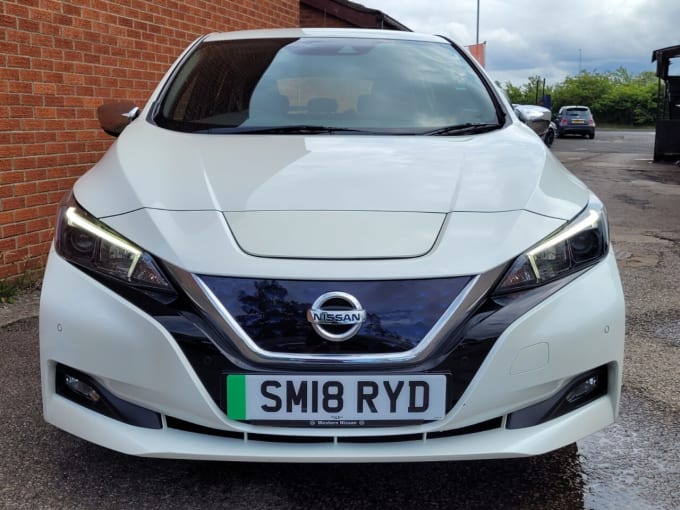 2025 Nissan Leaf