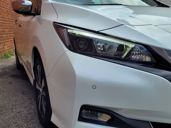 2025 Nissan Leaf