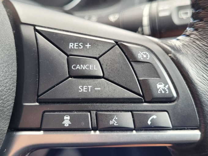 2025 Nissan Leaf
