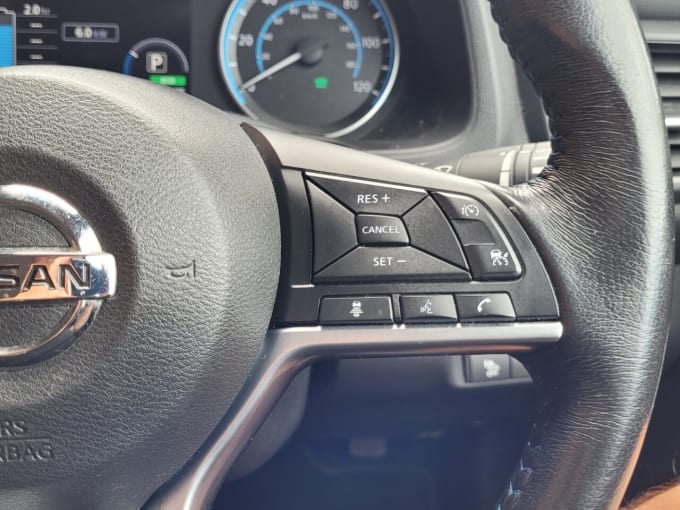 2025 Nissan Leaf