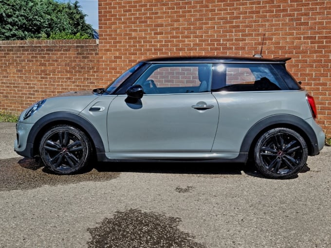2025 Mini Hatch