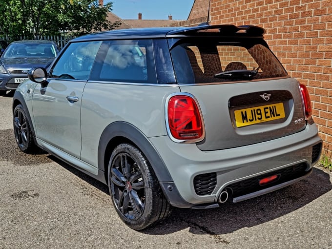 2025 Mini Hatch