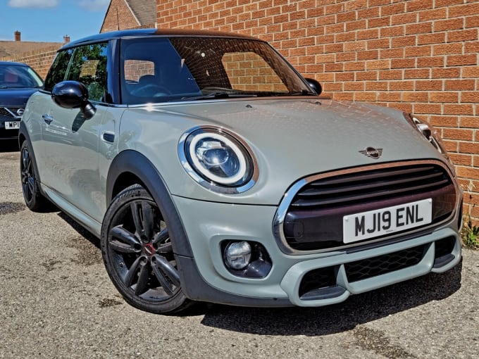 2025 Mini Hatch