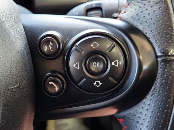 2025 Mini Hatch