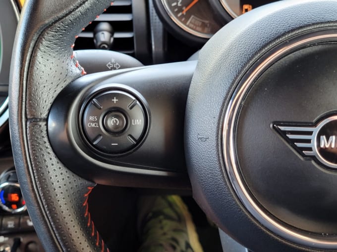 2025 Mini Hatch
