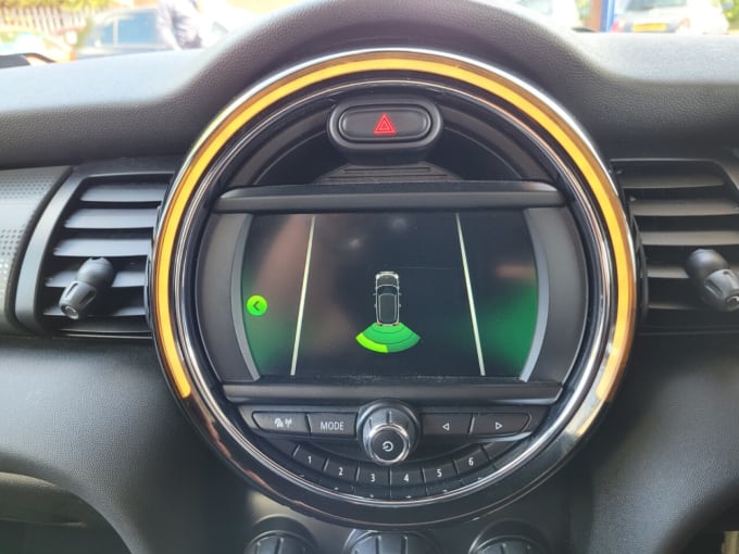 2025 Mini Hatch