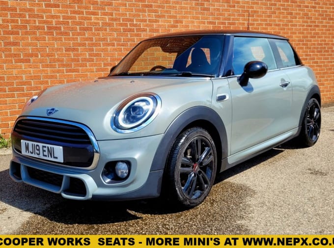 2025 Mini Hatch