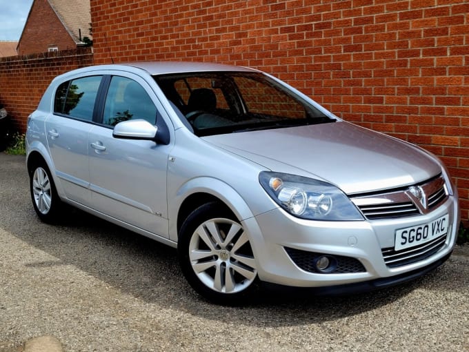 2025 Vauxhall Astra