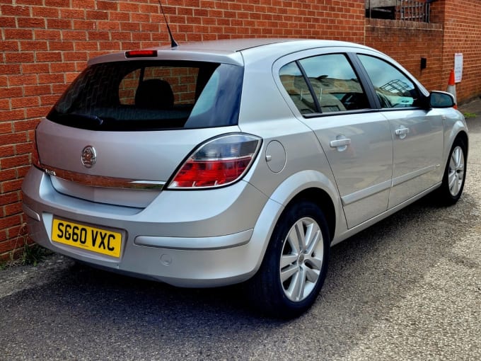2025 Vauxhall Astra