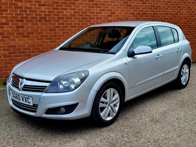 2025 Vauxhall Astra