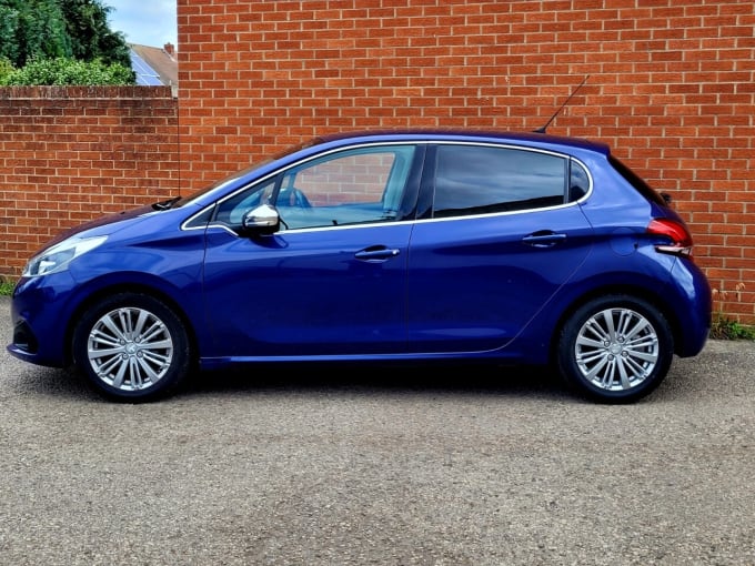 2025 Peugeot 208
