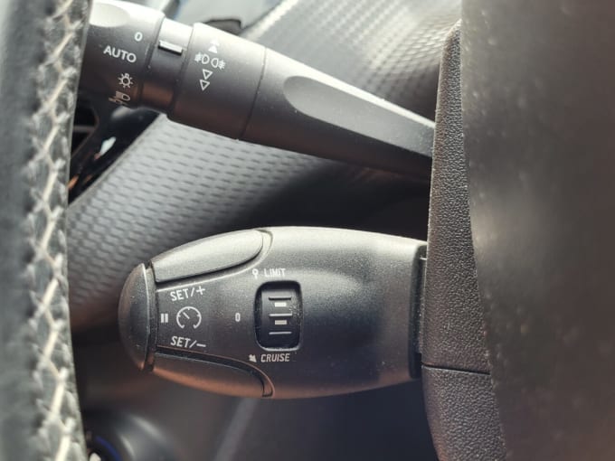2025 Peugeot 208