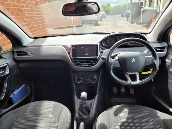 2025 Peugeot 208