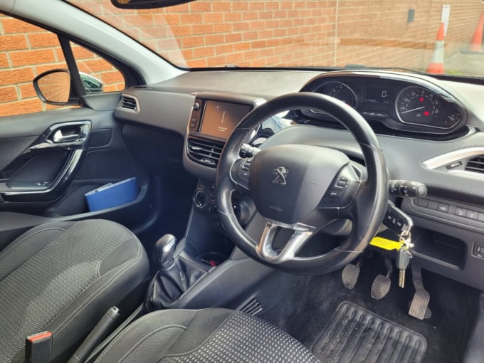 2025 Peugeot 208