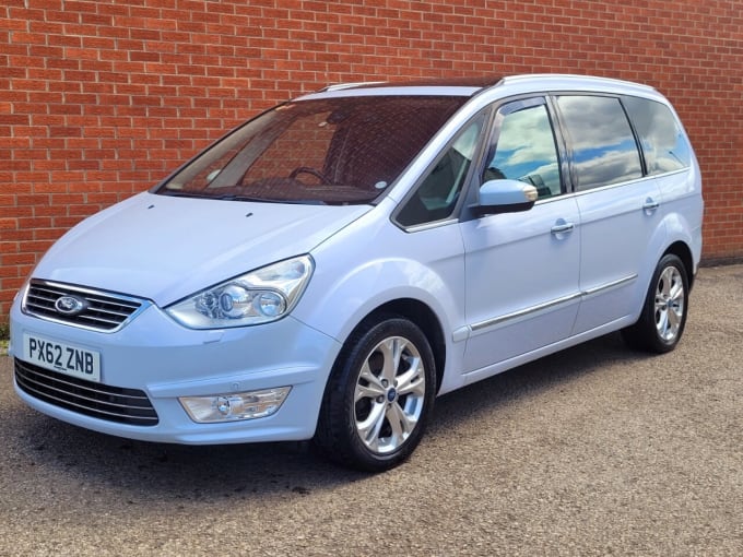 2025 Ford Galaxy