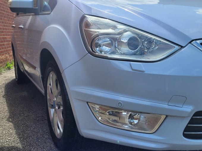 2025 Ford Galaxy