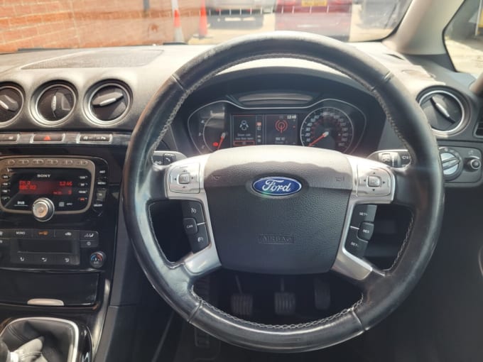 2025 Ford Galaxy