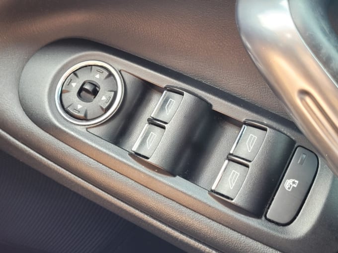 2025 Ford Galaxy