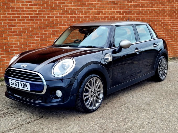 2025 Mini Hatch