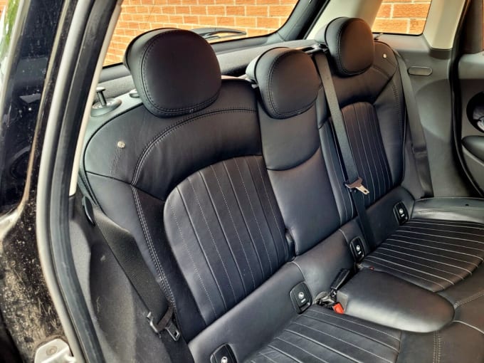 2025 Mini Hatch