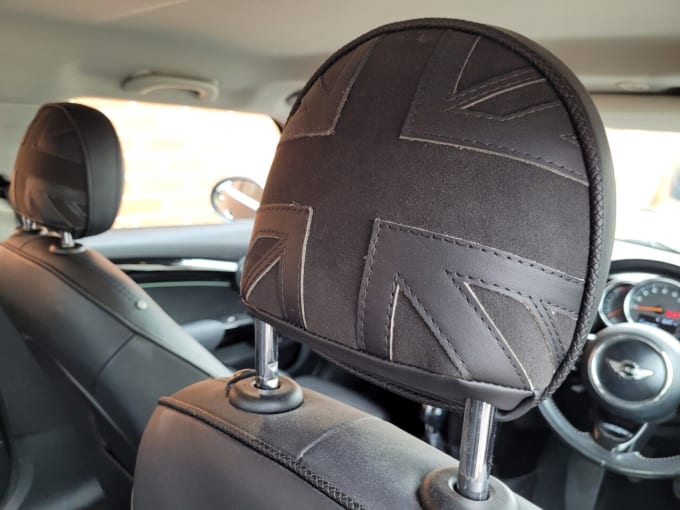 2025 Mini Hatch