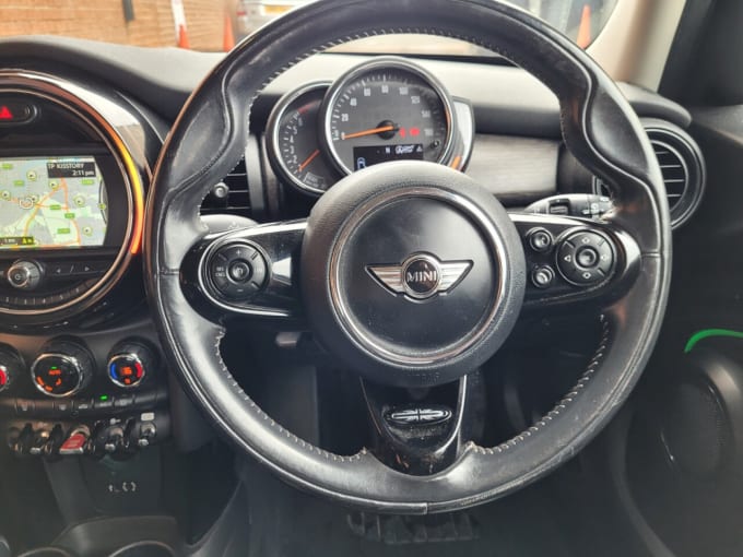 2025 Mini Hatch