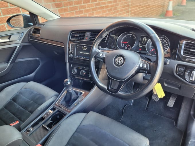 2025 Volkswagen Golf