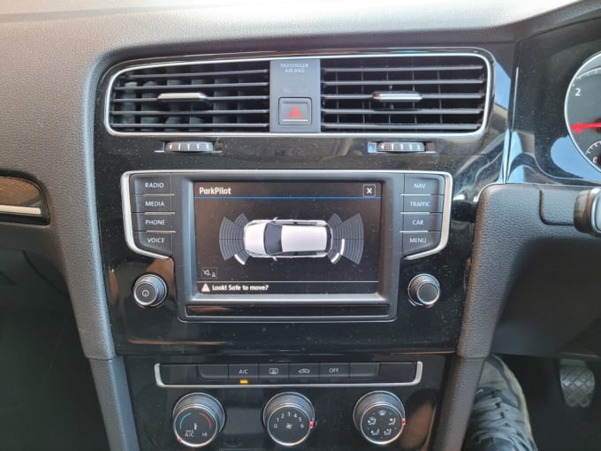 2025 Volkswagen Golf