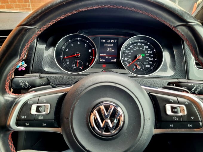 2025 Volkswagen Golf